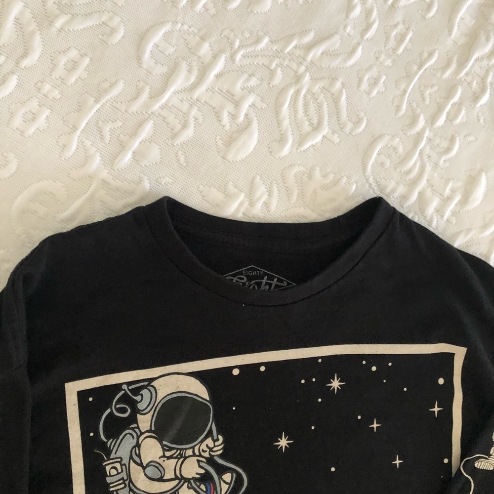 Mens Eighty Eight Long Sleeve Shirt, size Large - Picture 2 of 9